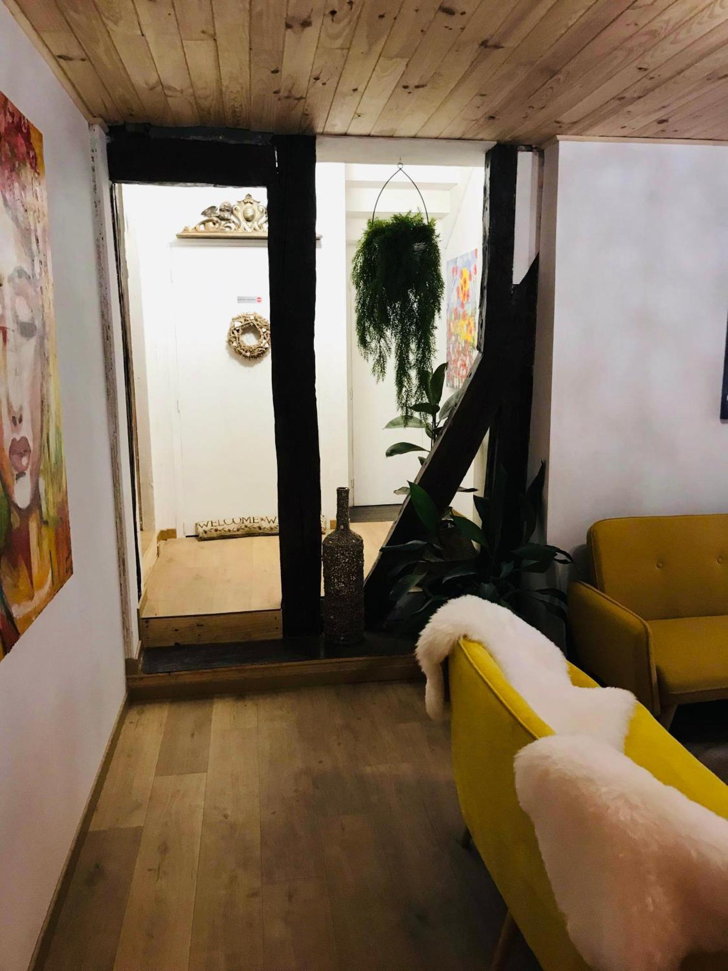 Hote Labyrinthe Lit 180 Cm Salle De Bain, Petit Dej Compris Mirepoix  Eksteriør billede