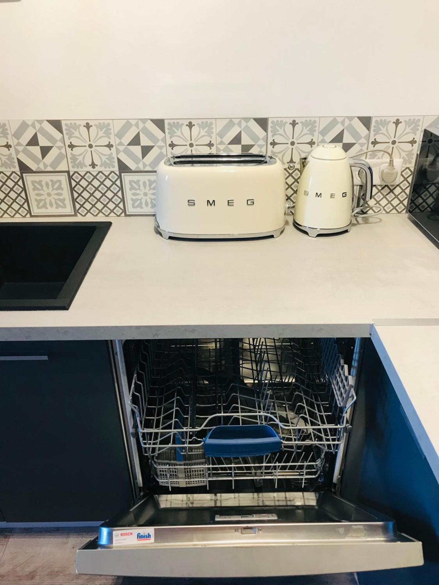 Hote Labyrinthe Lit 180 Cm Salle De Bain, Petit Dej Compris Mirepoix  Eksteriør billede