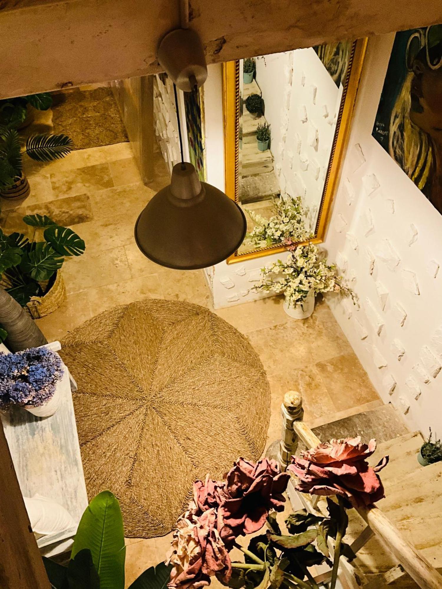 Hote Labyrinthe Lit 180 Cm Salle De Bain, Petit Dej Compris Mirepoix  Eksteriør billede
