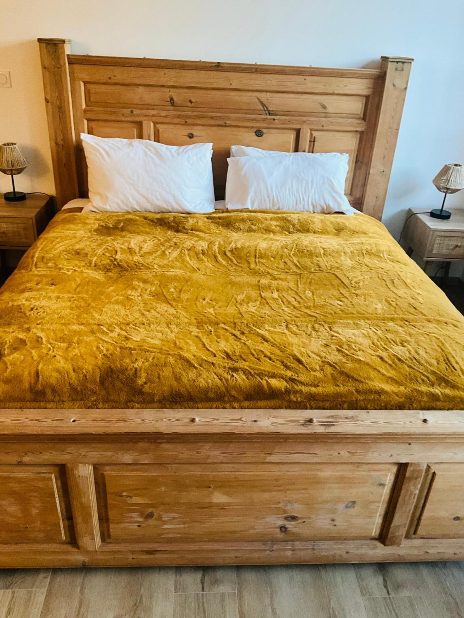Hote Labyrinthe Lit 180 Cm Salle De Bain, Petit Dej Compris Mirepoix  Eksteriør billede